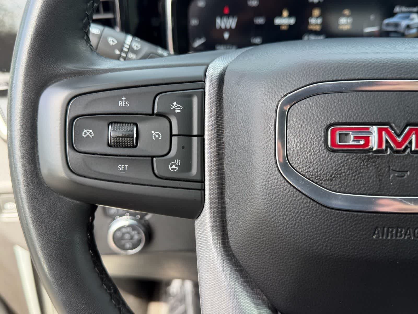 2024 GMC Sierra 1500 SLT - Photo 31