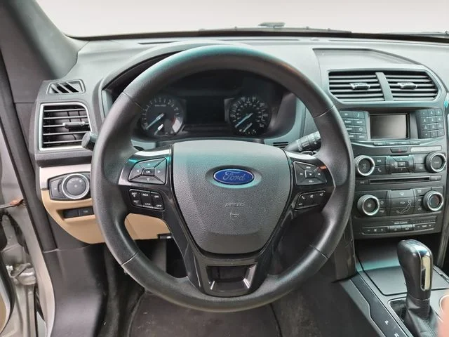 Used 2017 Ingot Silver Ford Base image 13