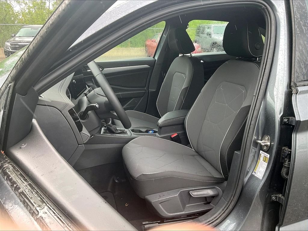 New 2026 Gray Volkswagen 1.5T Sport image 10