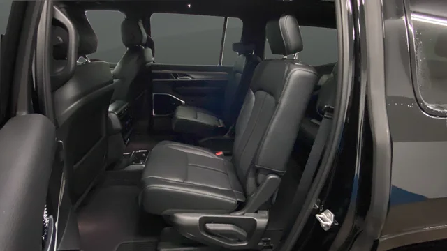 New 2026 High Gloss Black Jeep Limited Altitude image 23