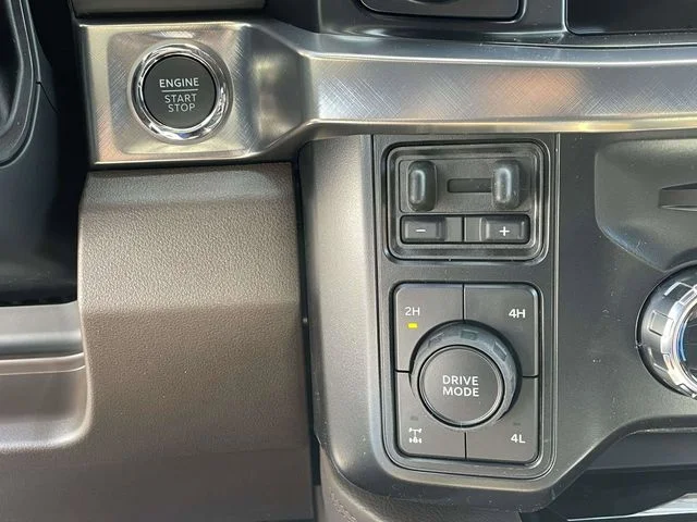 New 2026 Agate Black Metallic Ford King Ranch image 9