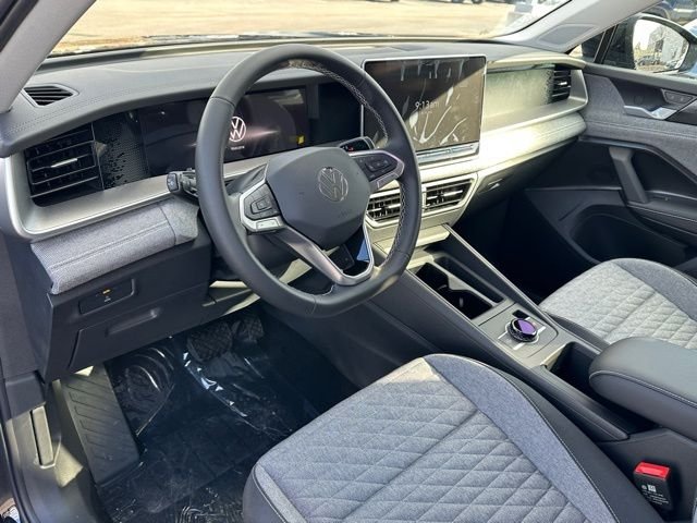 New 2026 Deep Black Pearl Volkswagen 2.0T S image 29