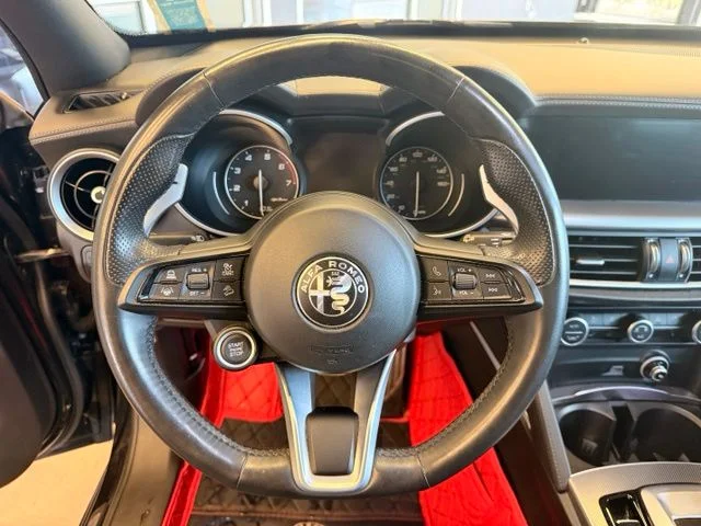 Used 2022 Black Alfa Romeo Veloce image 18