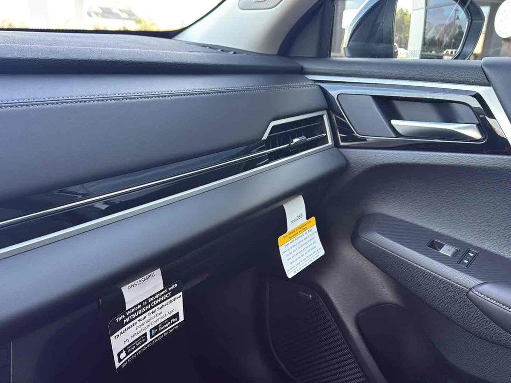 2026 Mitsubishi Outlander Trail Edition - Photo 28