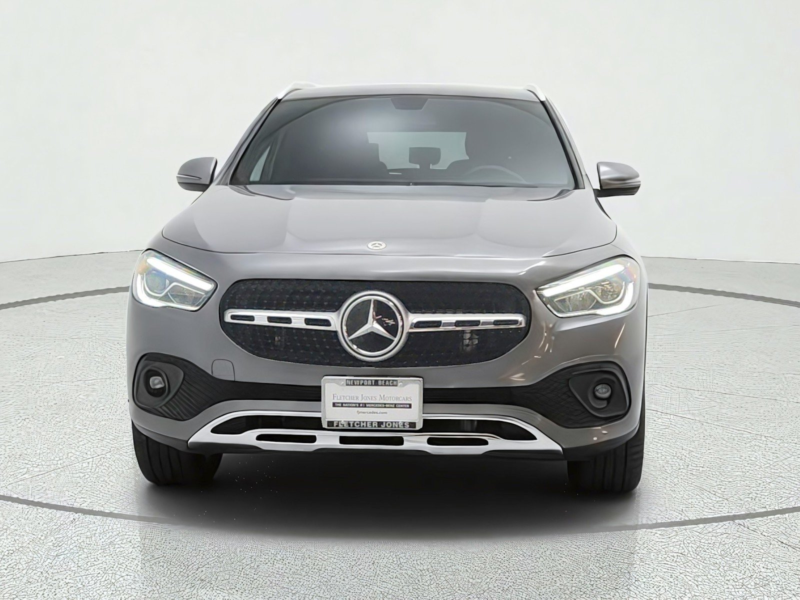Used 2023 Mountain Grey Metallic Mercedes-Benz GLA 250 SUV image 2