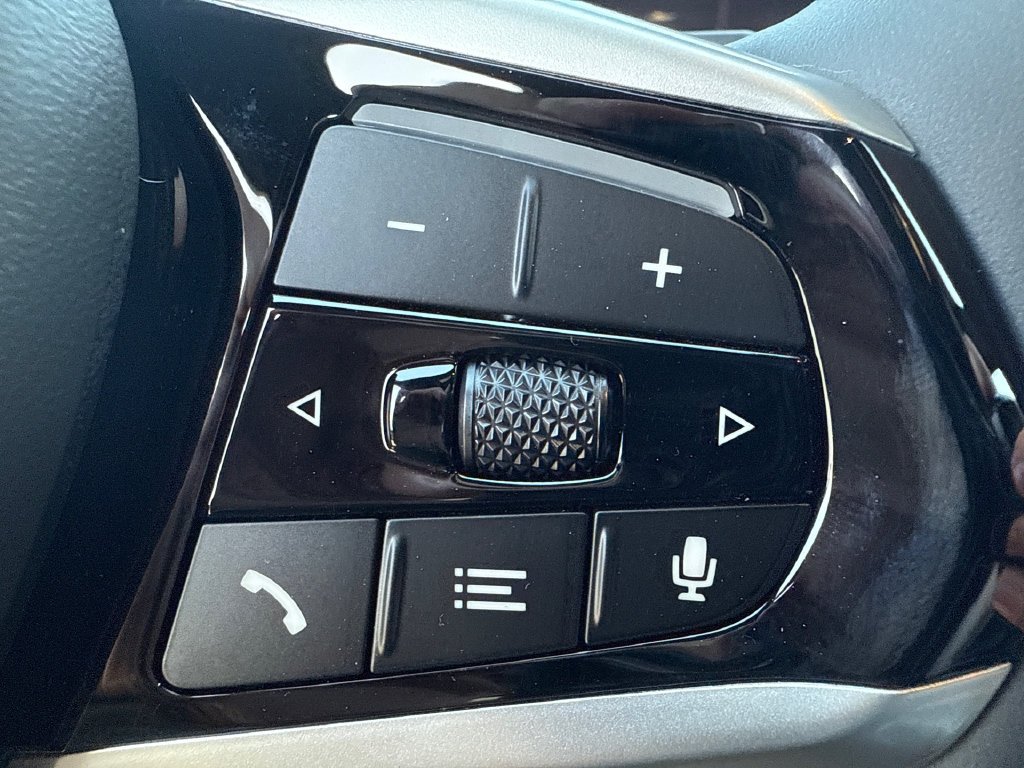 New 2026 Skyscraper Grey Metallic BMW eDrive40 image 28