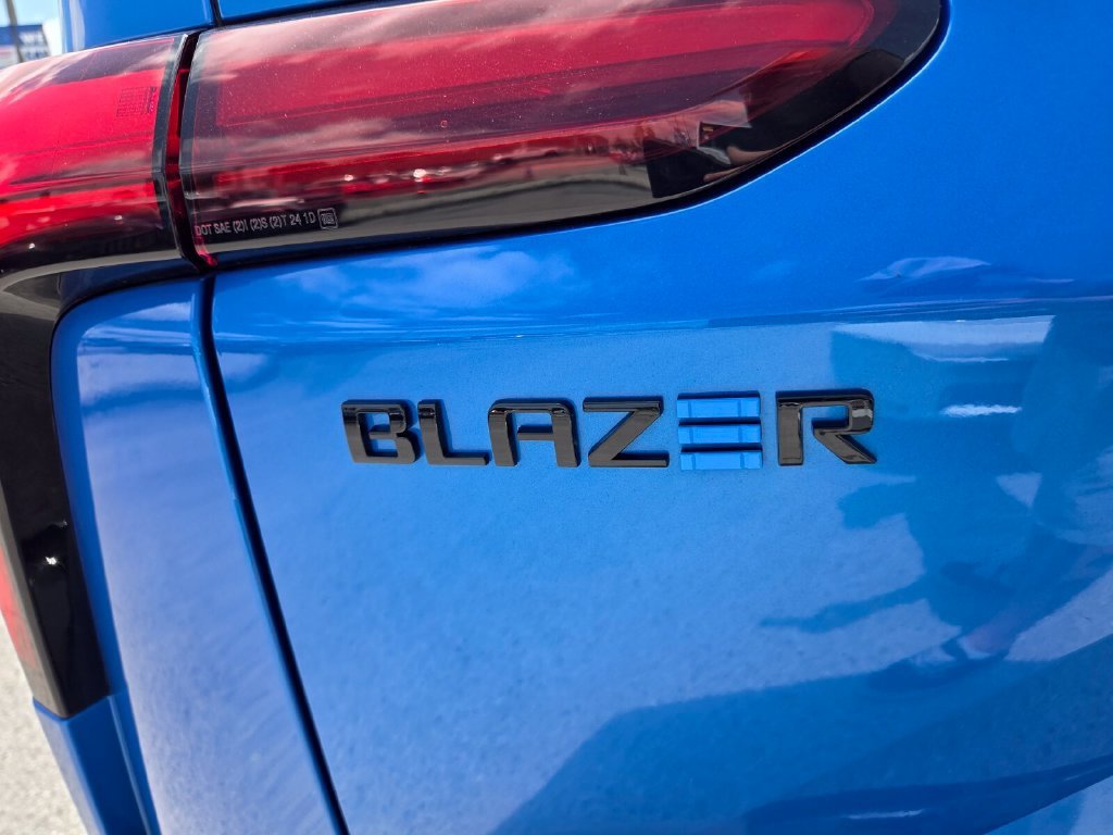 2024 Chevrolet Blazer EV RS - Photo 7