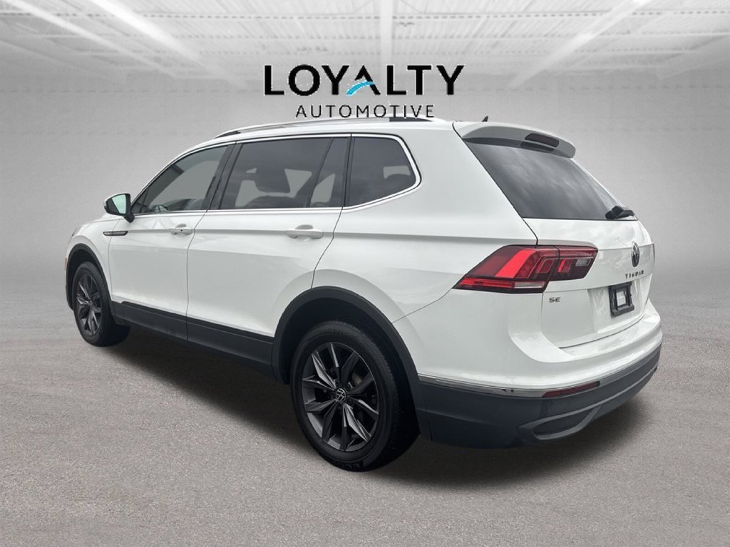 Used 2024 White Volkswagen 2.0T SE image 3