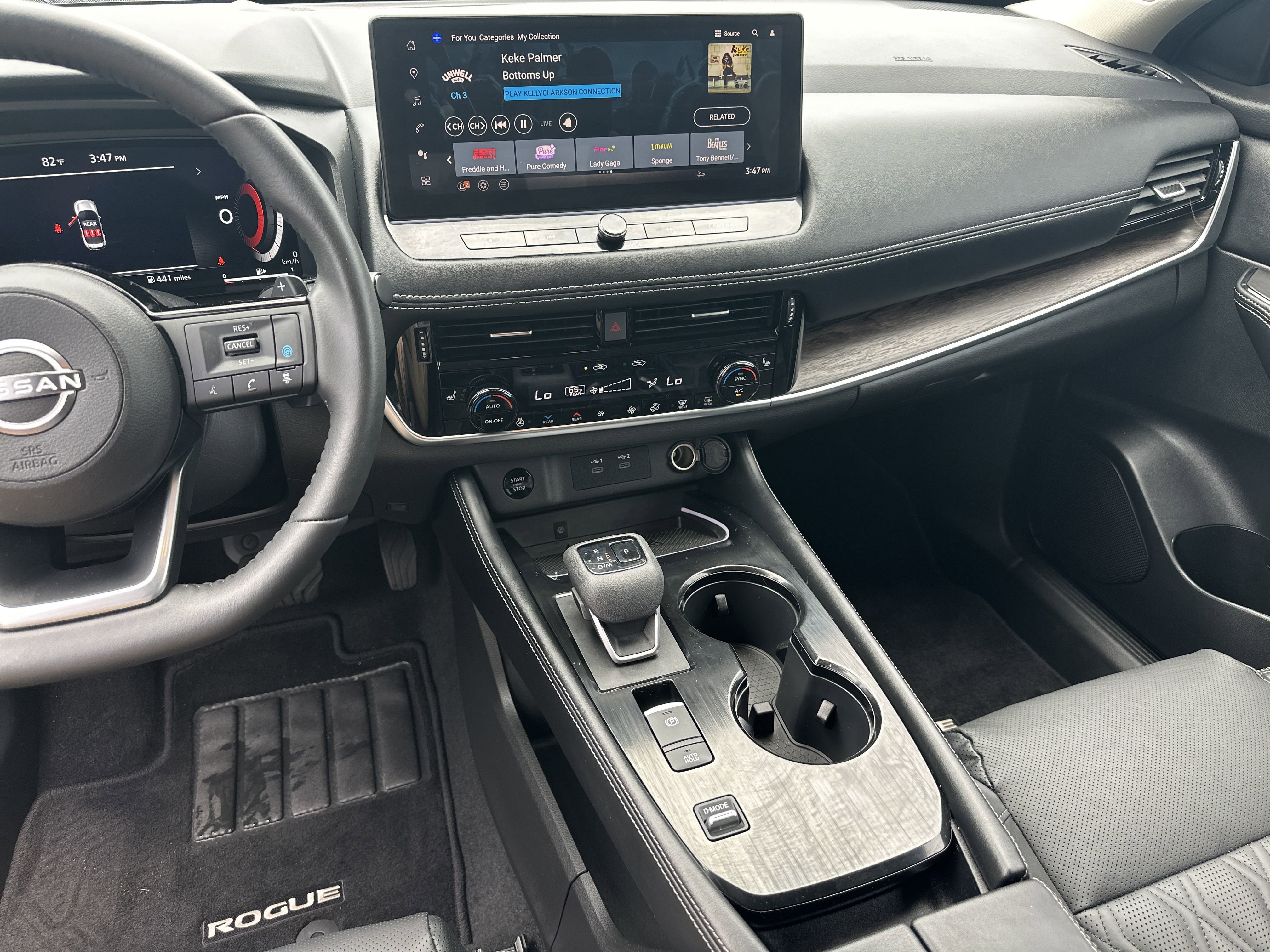 Used 2024 Super Black Nissan Platinum image 29