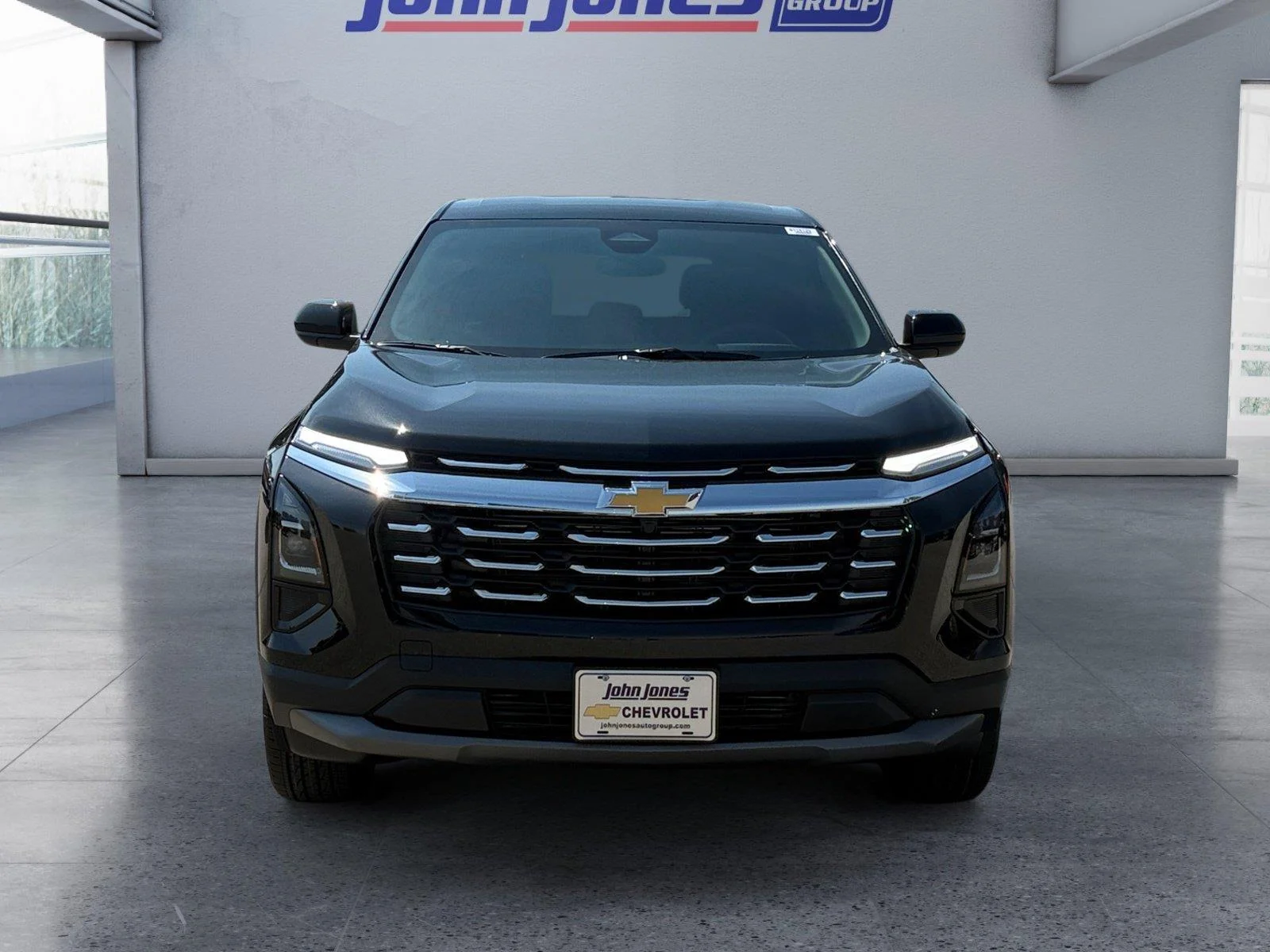 2027 Chevrolet Equinox LT - Photo 8