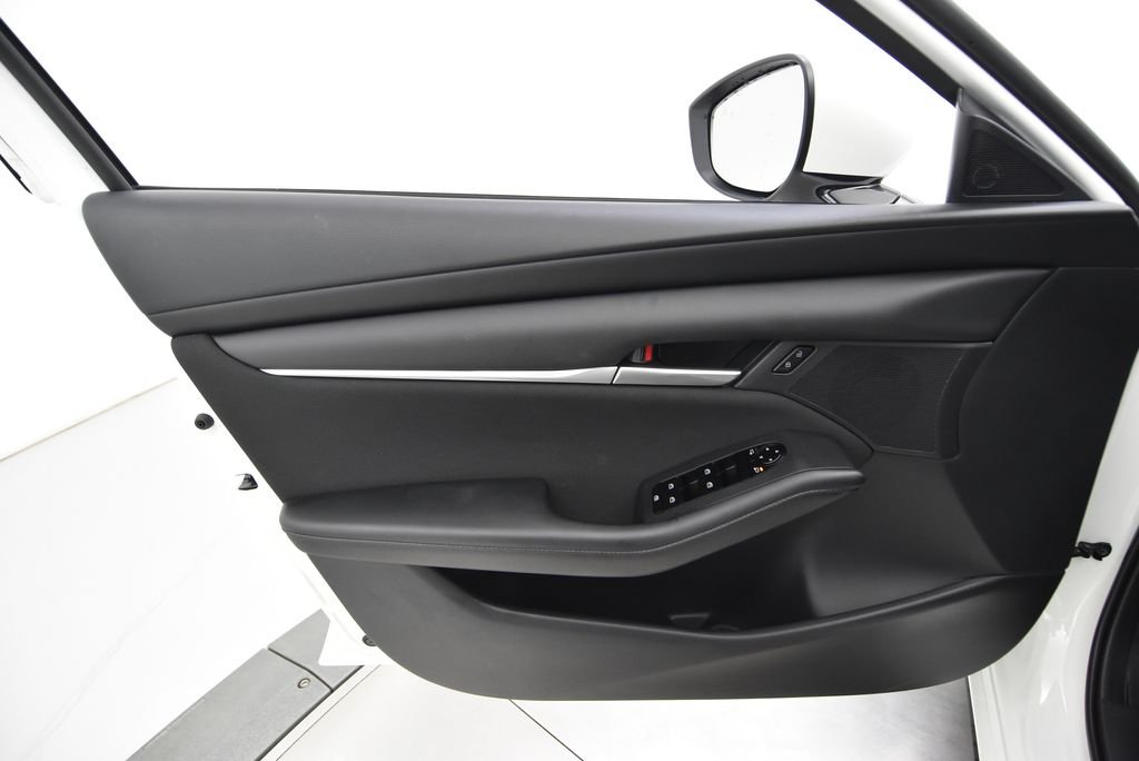 New 2026 Snowflake White Pearl Mazda 2.5 S image 31