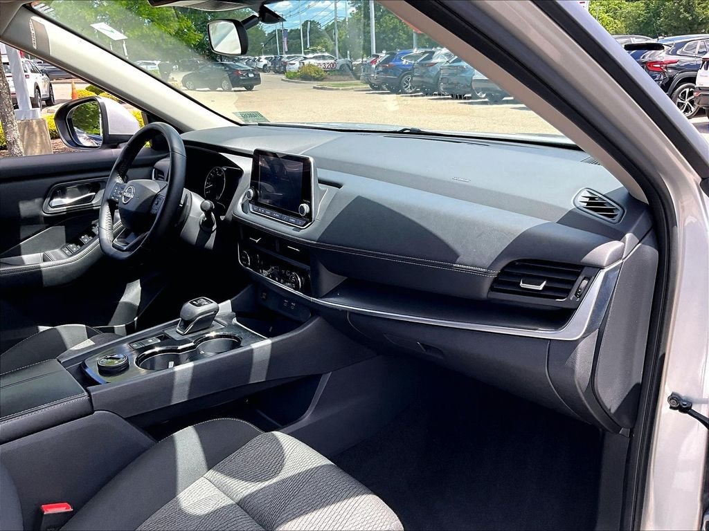 Certified Used 2025 Silver Nissan SV image 14