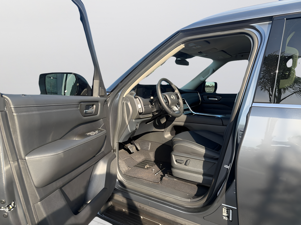 2026 Nissan Armada SV - Photo 12
