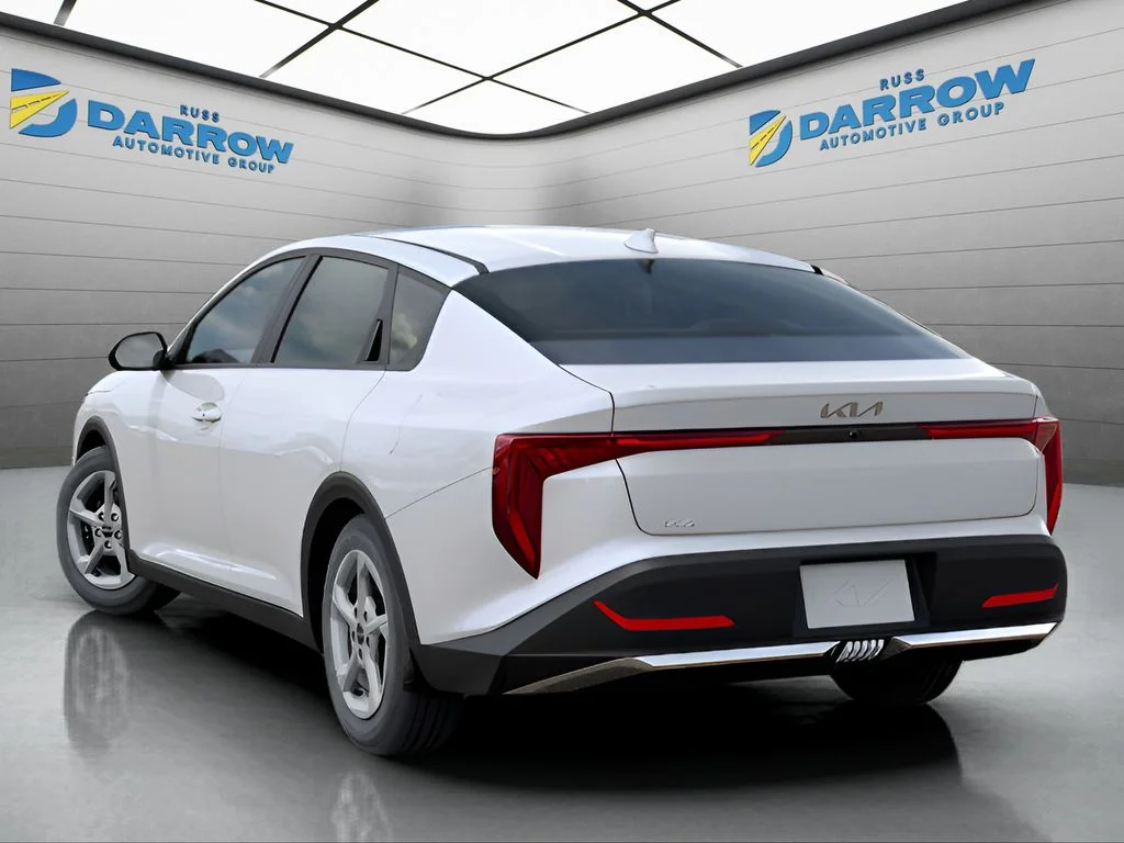 Used 2025 White Kia LXS image 2