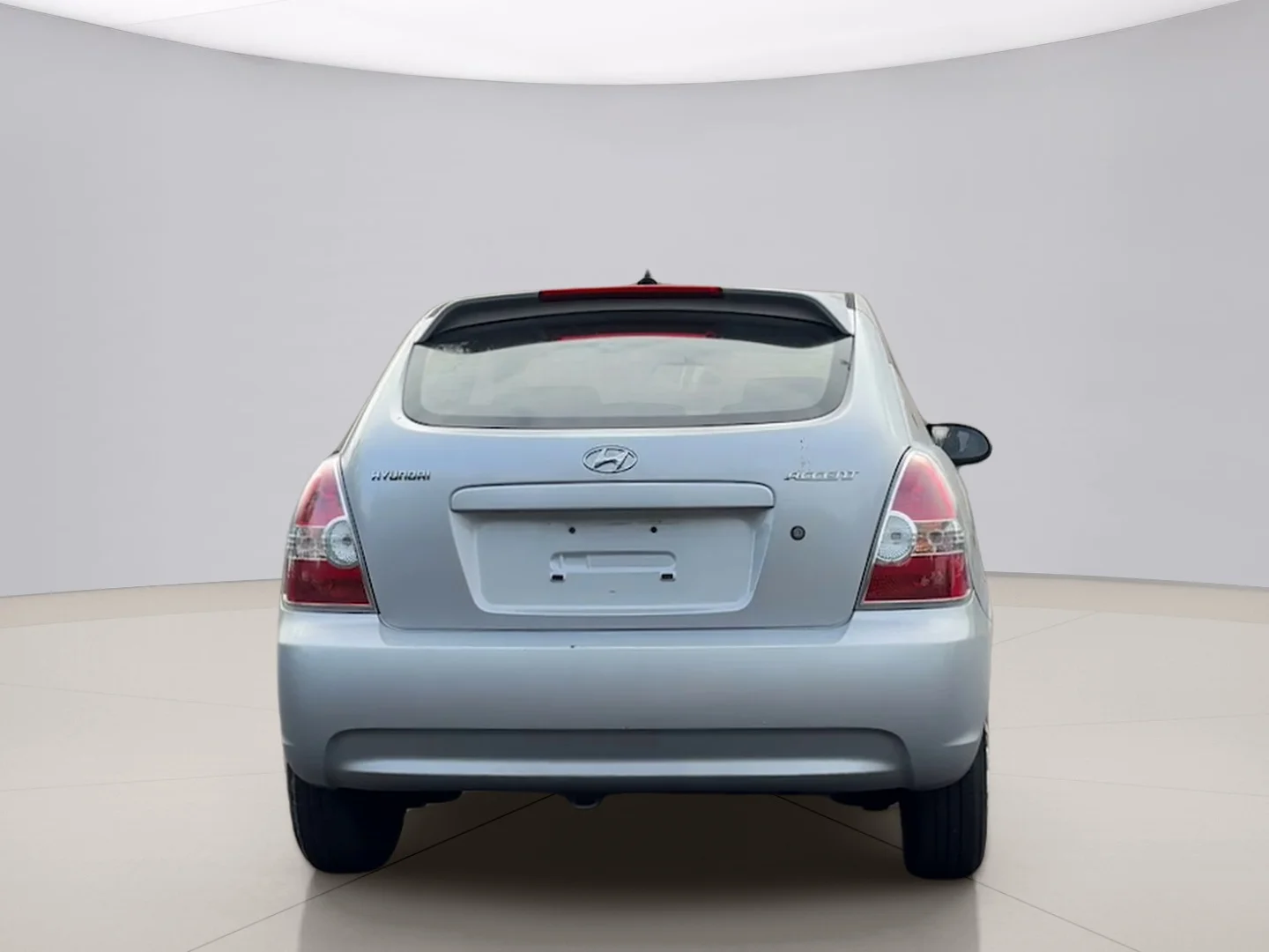 Used 2009 Silver Hyundai GS image 4