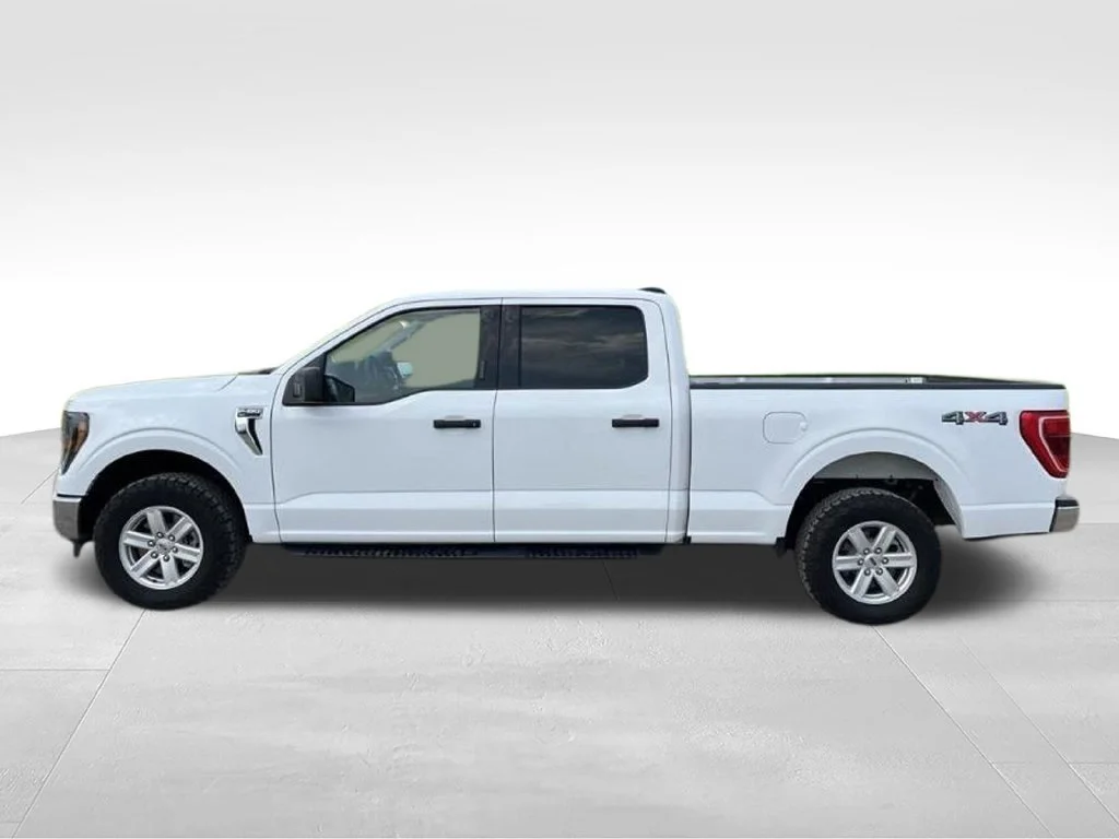 Used 2023 White Ford XL image 8