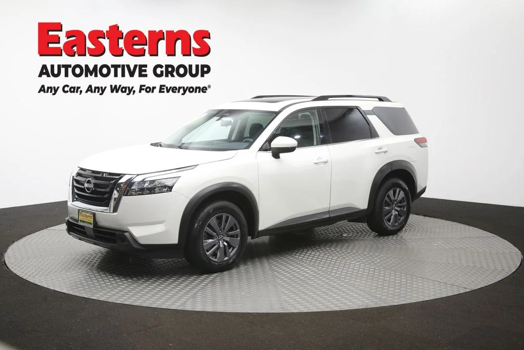 Used 2023 White Nissan SV image 59