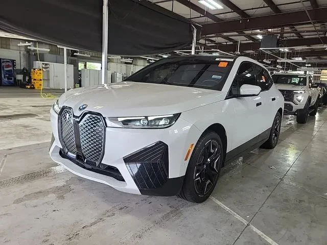 Used 2024 White BMW xDrive50 image 1