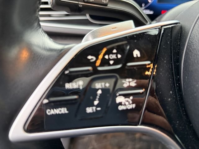 Used 2024 Black Mercedes-Benz GLE 450e image 29