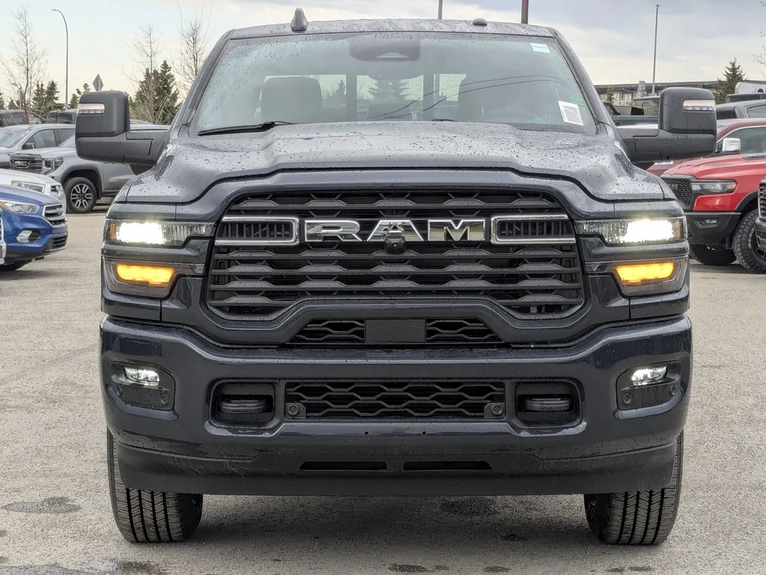 New 2026 Blue RAM Big Horn - - 6.7L HO Diesel - 5th Wheel/Gooseneck Prep - Sport App Pkg - Nav - Cargo Cam & More! image 3