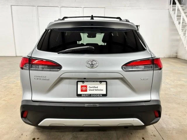 Used 2025 Silver Toyota XLE image 6