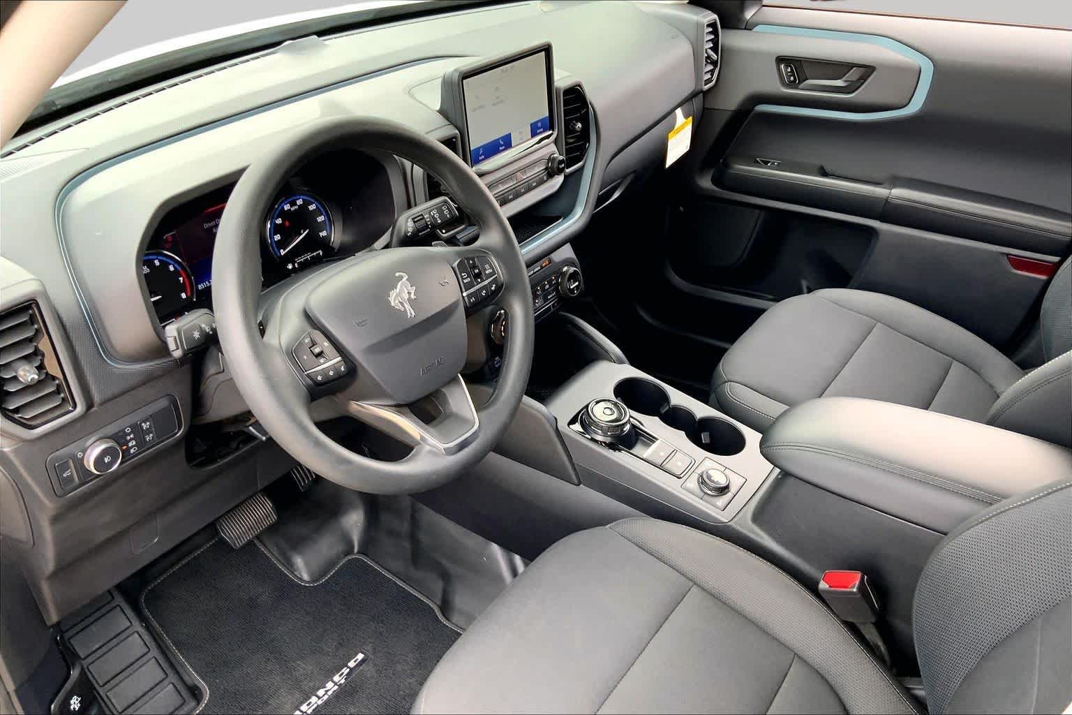 Used 2021 Iconic Silver Metallic Ford Badlands image 18