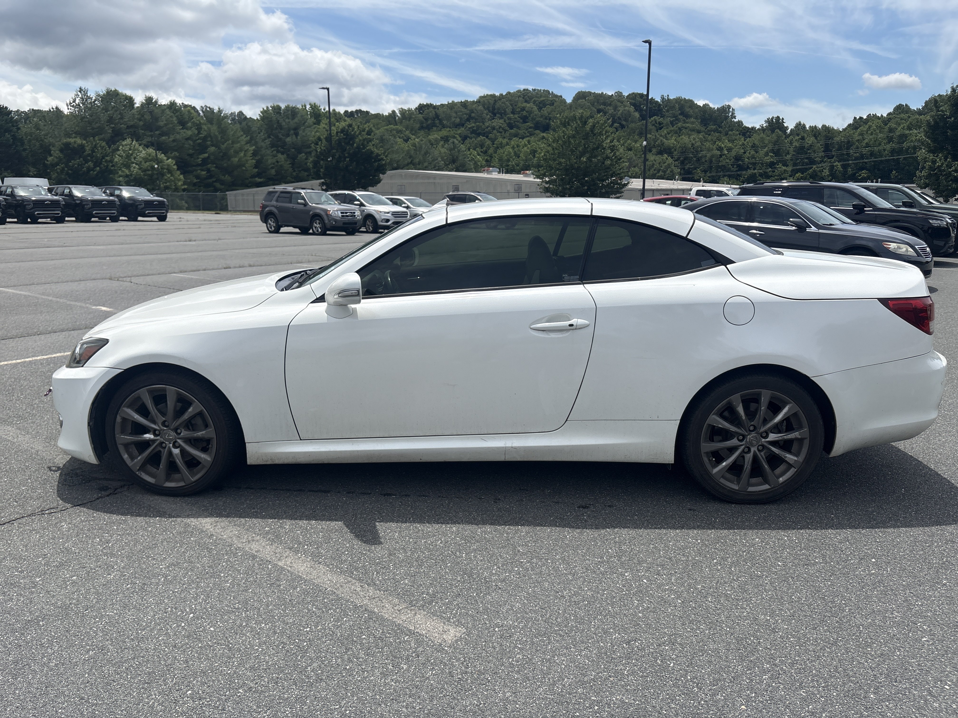 Used 2013 Starfire Pearl Lexus 250 C image 2