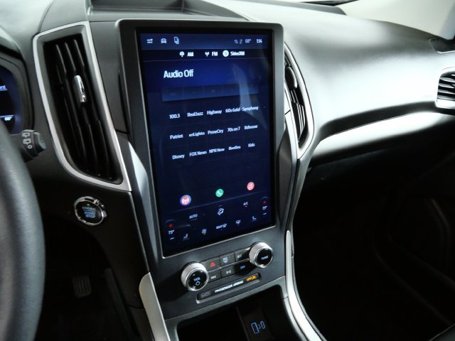 Used 2024 White Ford SEL image 18
