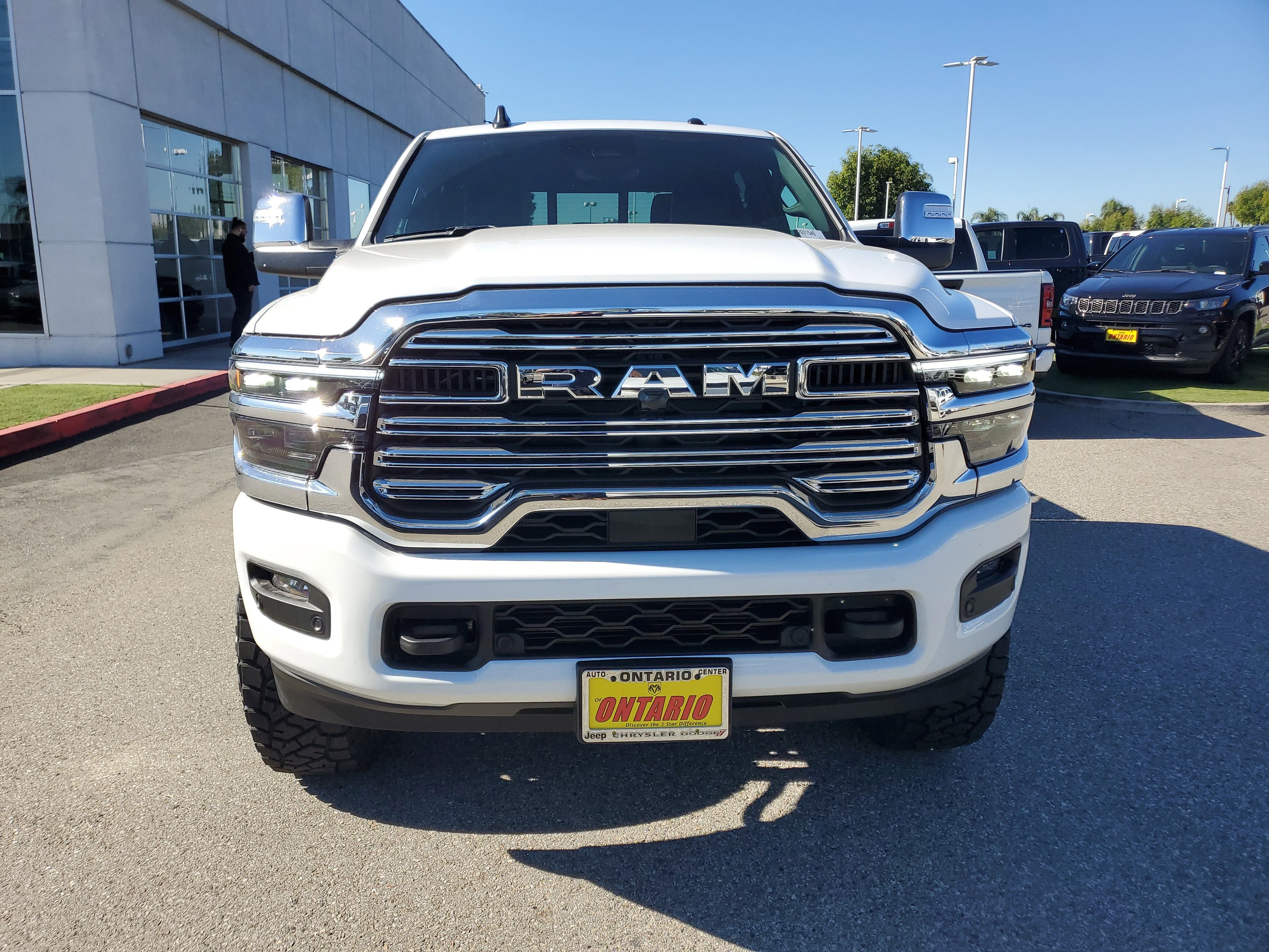 2026 RAM 2500 Laramie - Photo 9