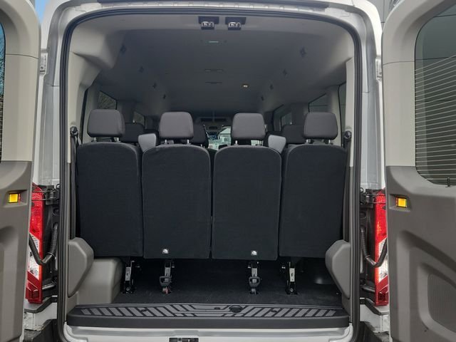 New 2026 Ingot Silver Metallic Ford Passenger Van XLT image 10