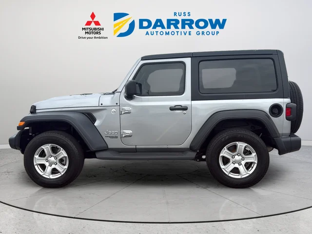 Used 2020 Silver Jeep Sport S image 2