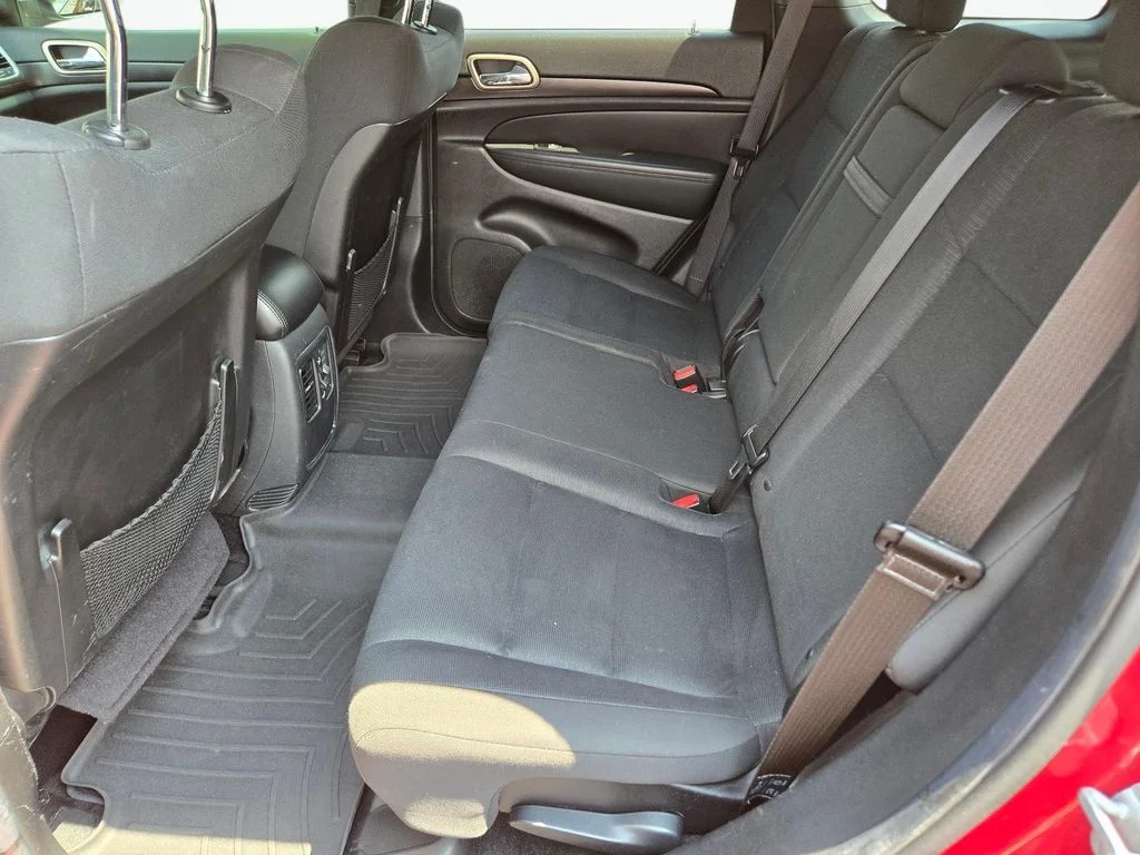 Used 2014 Red Jeep Laredo image 17