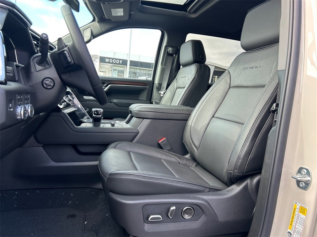 2026 GMC SIERRA - Image 15