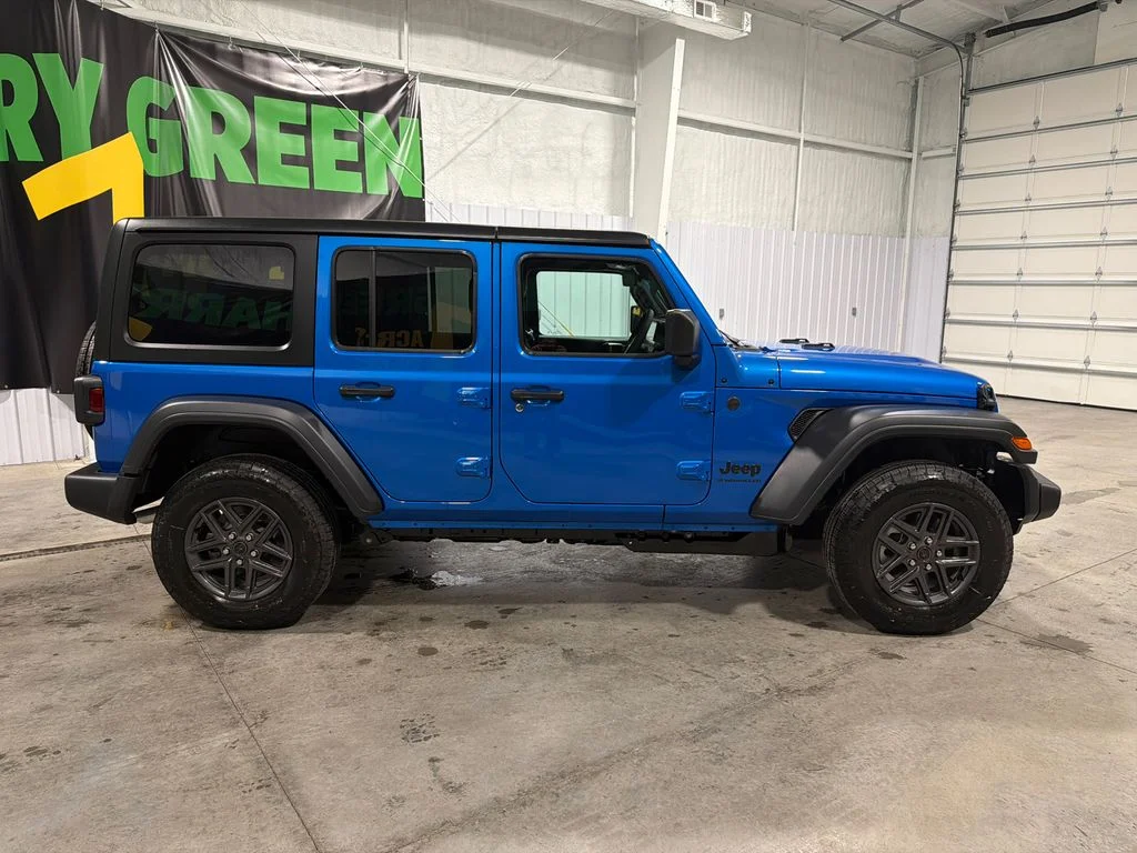 New 2026 Hydro Blue Pearlcoat Jeep Sport image 4