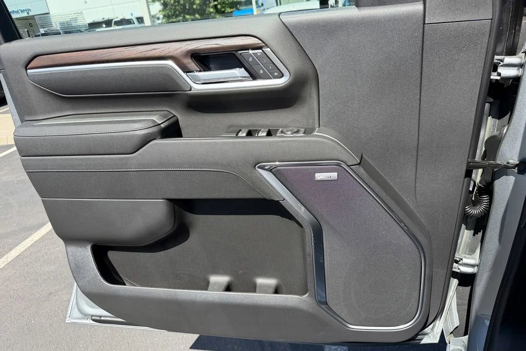 New 2026 Sterling Metallic GMC SLT image 17