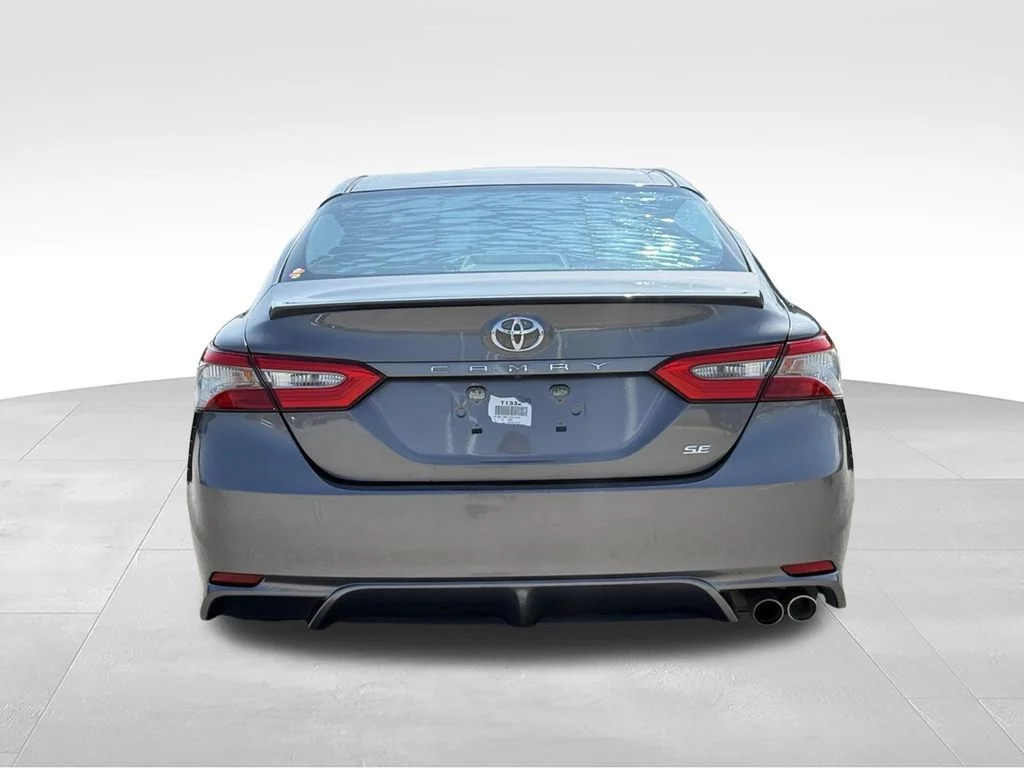 Used 2018 Gray Toyota SE image 25