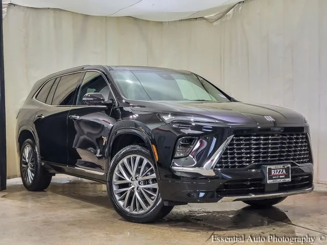 2026 Buick Enclave Avenir AWD's photo