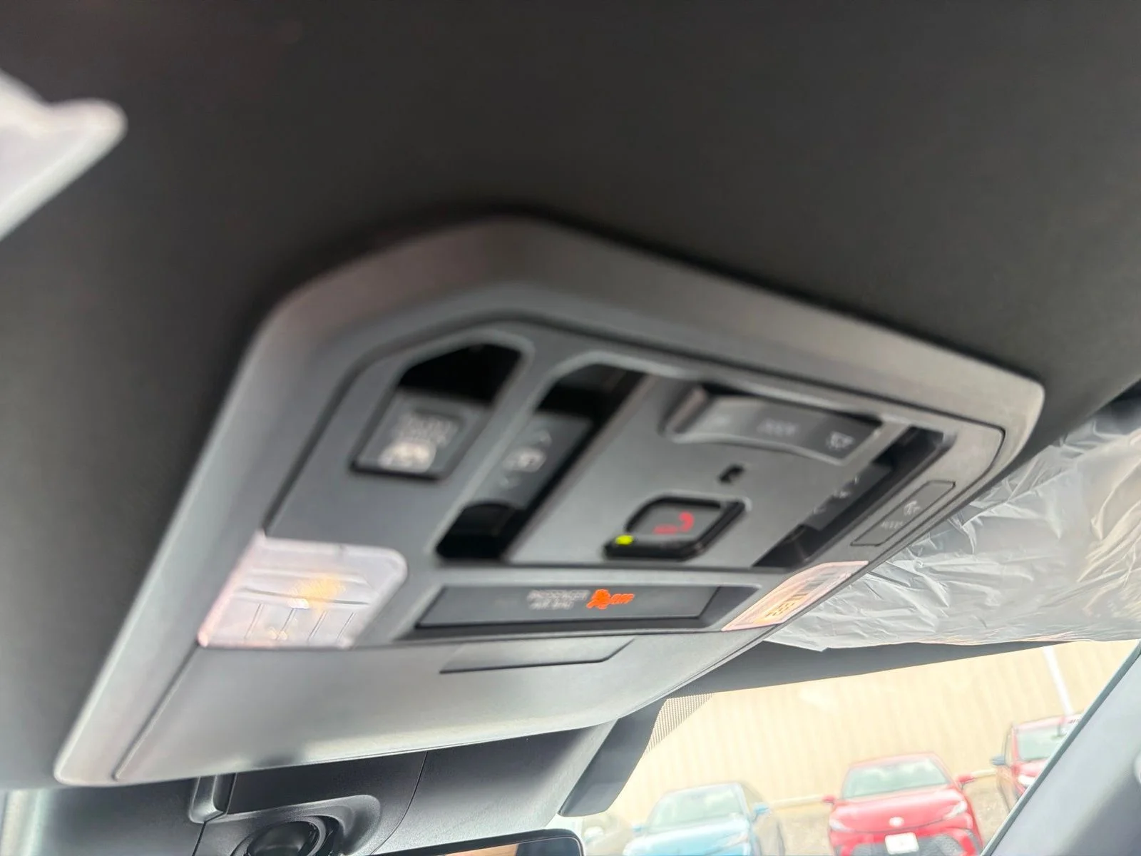 New 2026 Wind Chill Pearl Toyota Platinum image 18