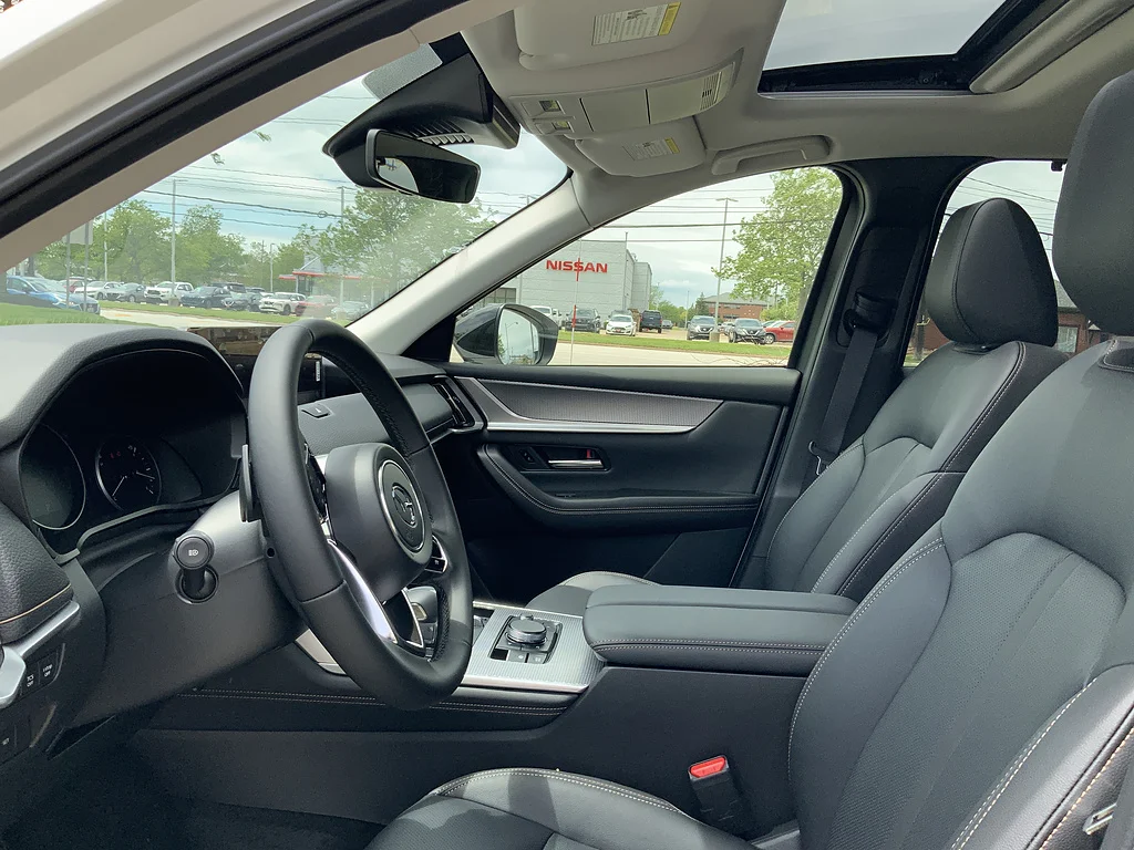 New 2026 Rhodium White Premium Mazda 3.3 Turbo Preferred image 9