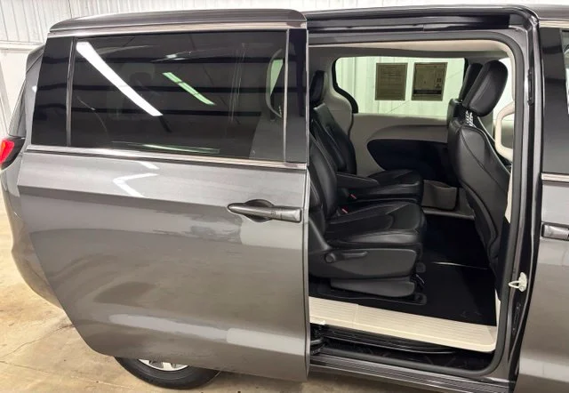Used 2023 Gray Chrysler Touring L image 19
