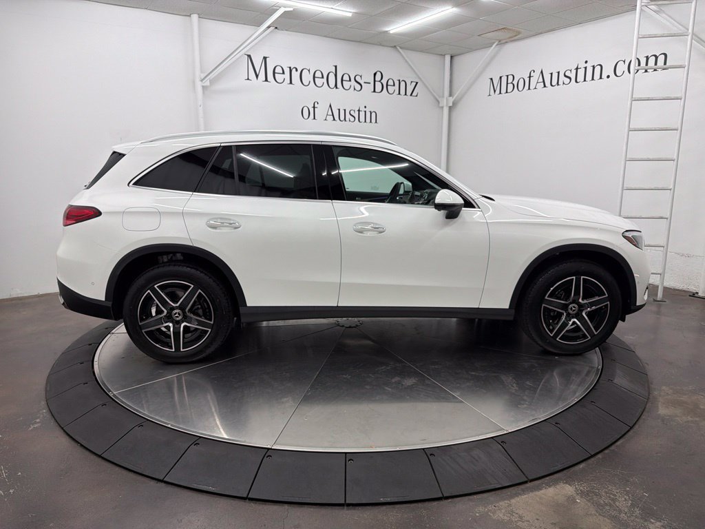 New 2027 Polar White Mercedes-Benz GLC 300 image 85