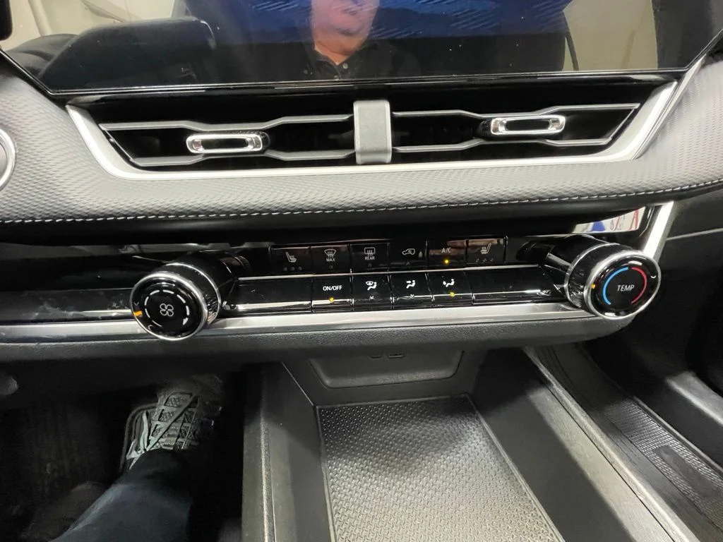 2026 Chevrolet Equinox LT - Photo 14