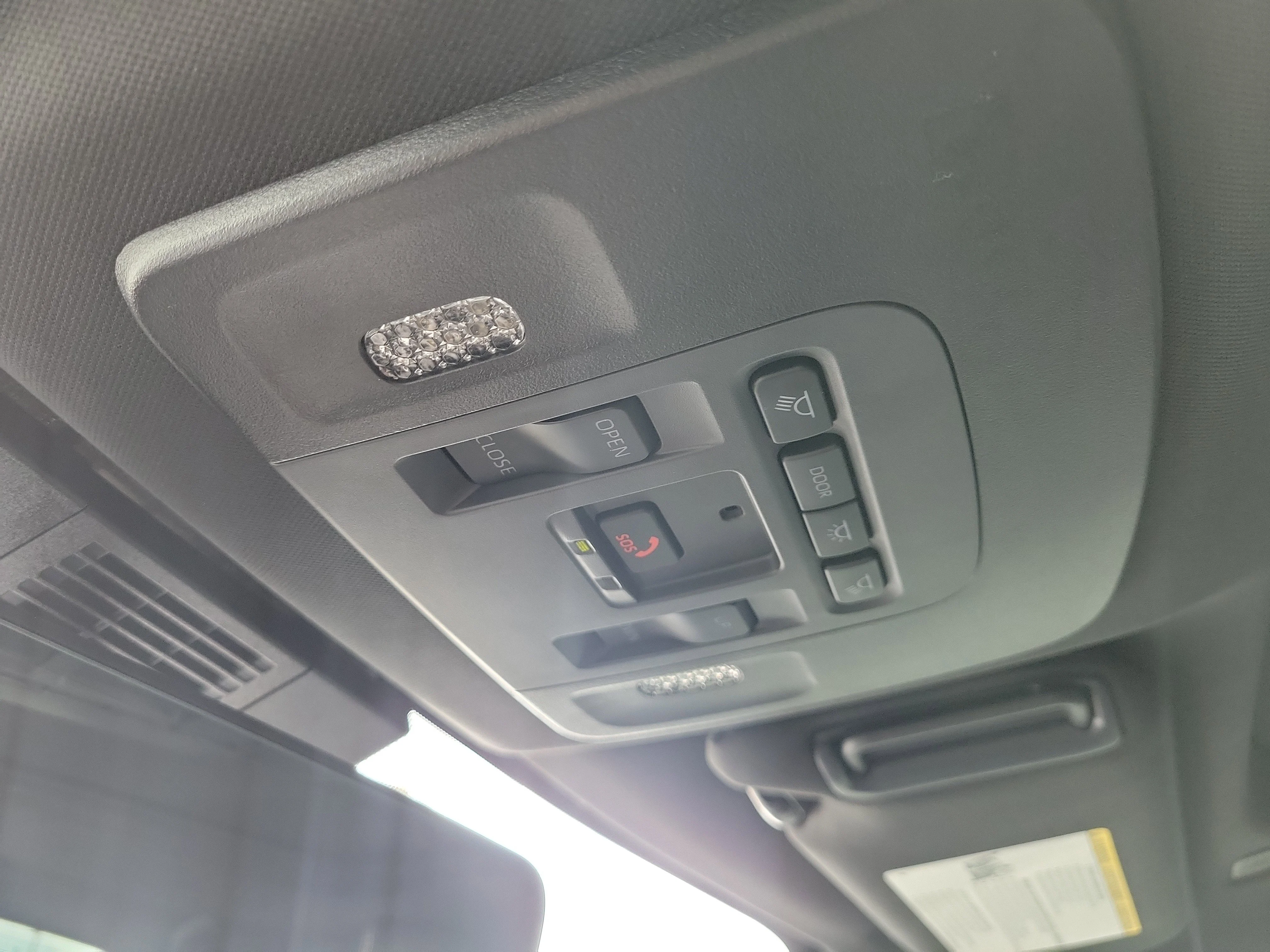 Used 2025 Underground Toyota LE image 29