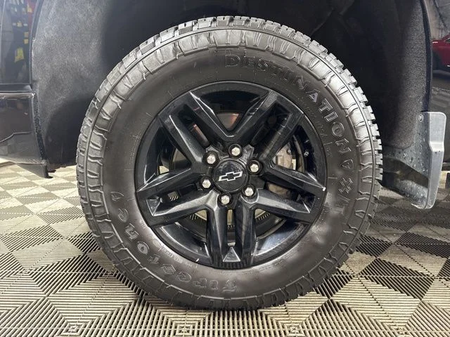 Used 2025 Black Chevrolet Custom Trail Boss image 10