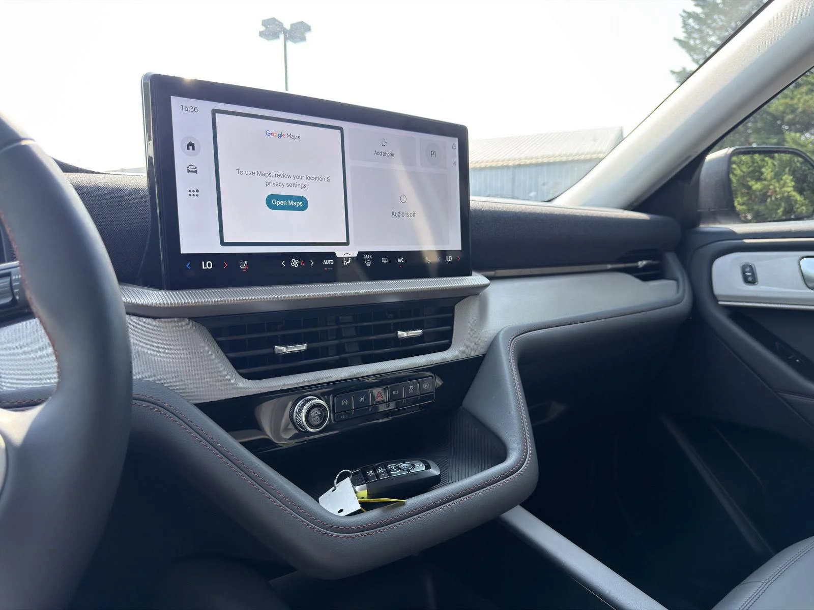 New 2026 Space White Metallic Ford Active image 8
