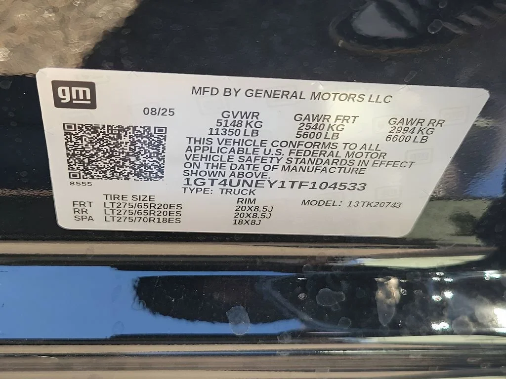 New 2026 Onyx Black GMC SLT image 51