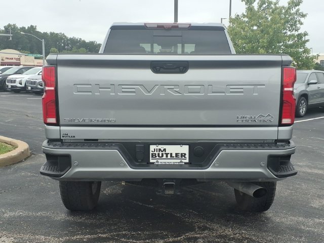 Used 2025 Sterling Gray Metallic Chevrolet High Country image 21