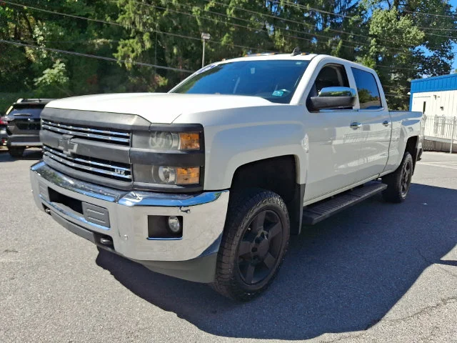 Used 2016 White Chevrolet LTZ image 4