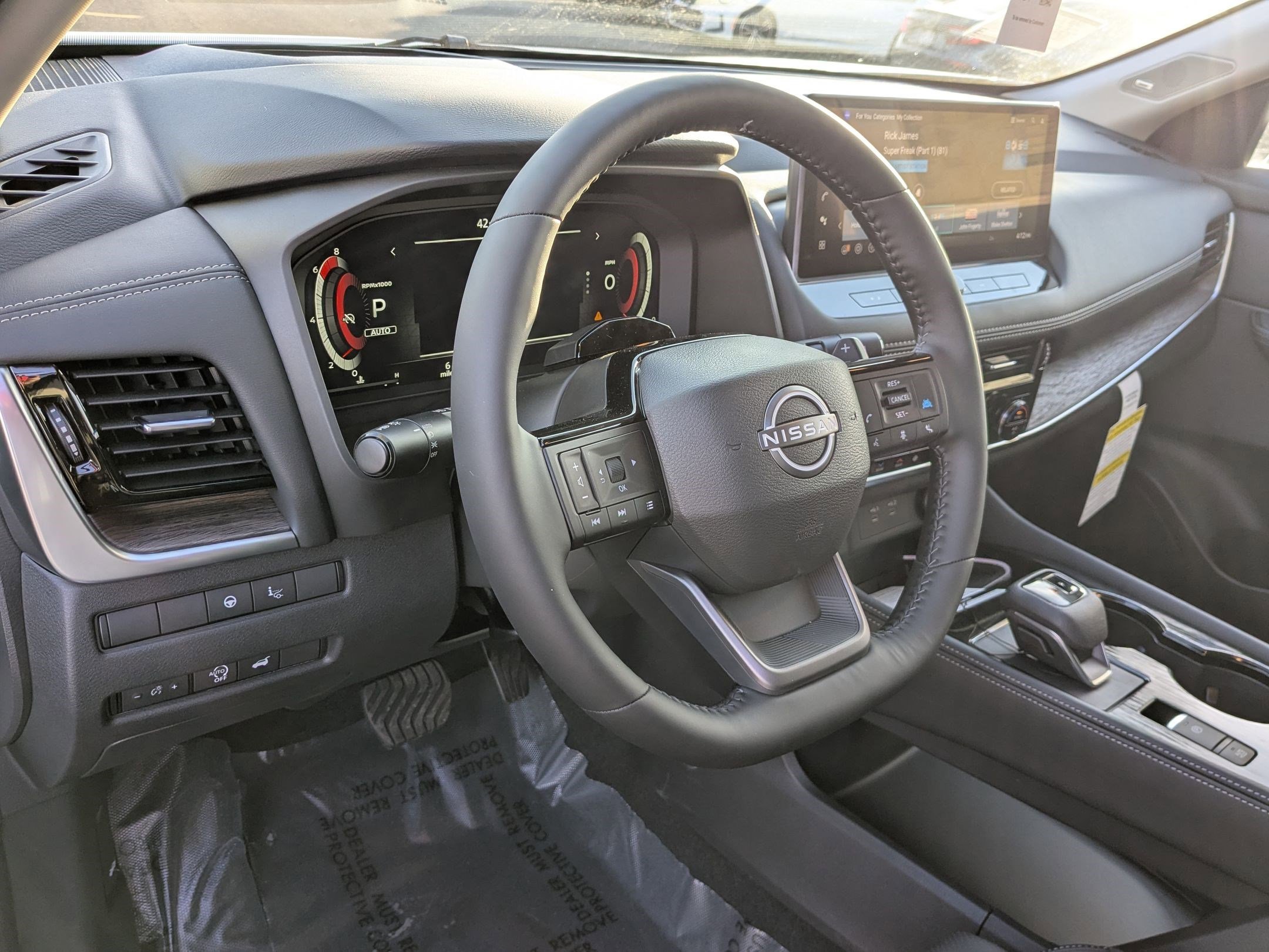New 2026 Everest White Pearl Tricoat Nissan Platinum image 10