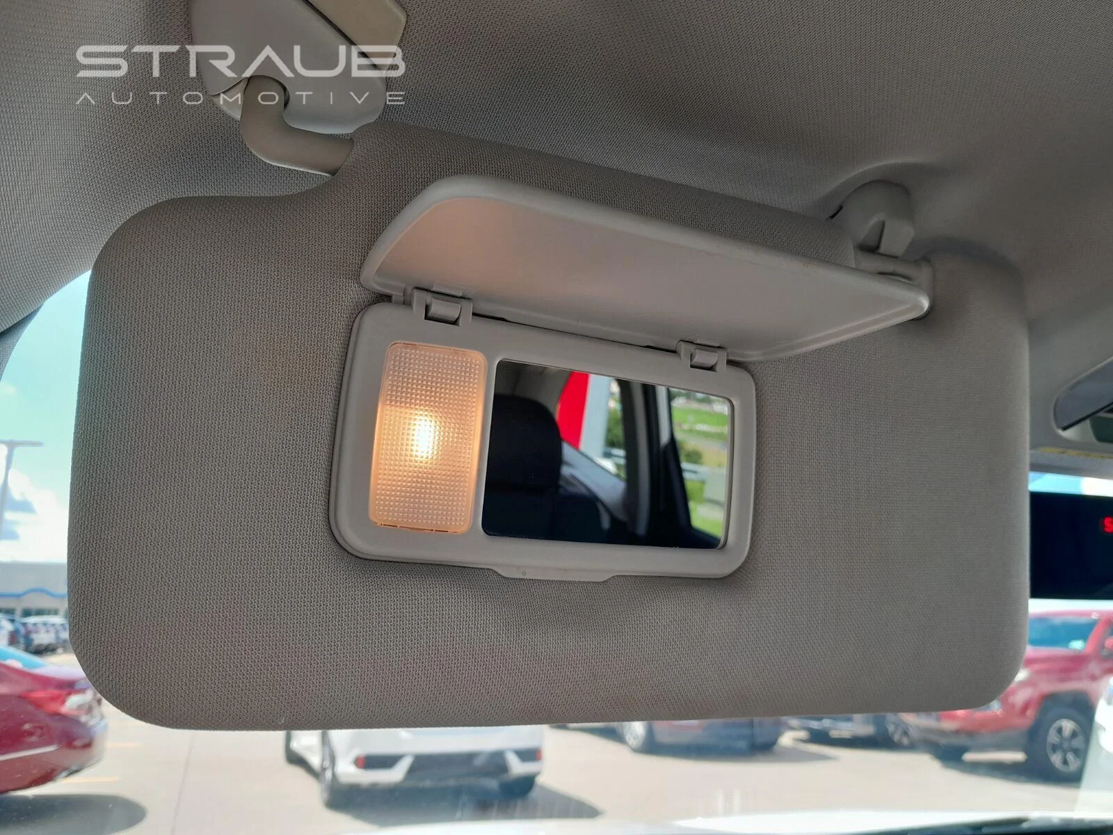 Used 2019 Crystal White Pearl Subaru Limited image 33